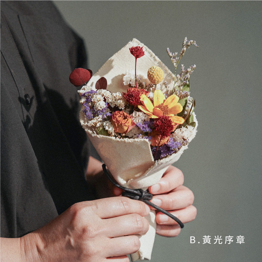 產品圖 Mini精裝+花束禮盒 母親 08 產品圖 Mini精裝+花束禮盒 母親 08